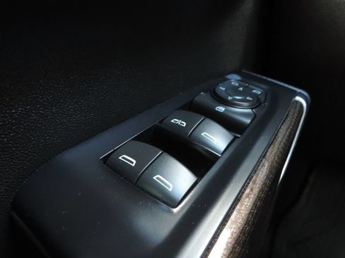 Used 2021 Chevrolet Silverado 1500 LT w/ Bed Protection Package RWD image 24