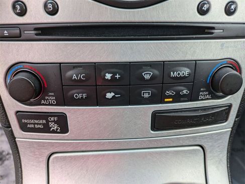 Used 2009 INFINITI G37 x w/ Premium Pkg image 19