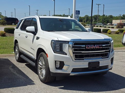 Used 2021 GMC Yukon SLT w/ SLT Luxury Plus Package AWD/4WD image 1