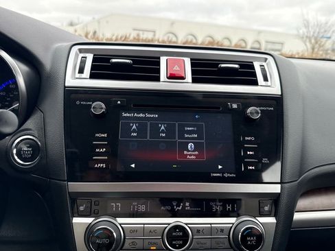 Used 2017 Subaru Outback 2.5i Limited image 41