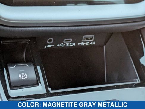 Certified 2025 Subaru Legacy Premium image 27