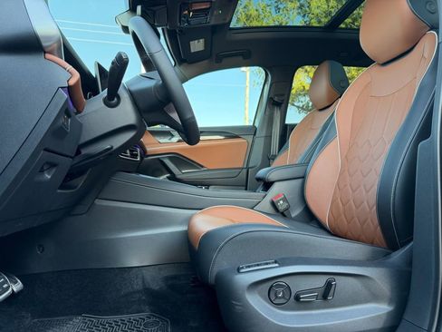 Used 2026 Volkswagen Tiguan SEL R-Line image 20