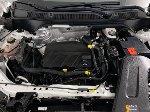 Used 2024 Buick Envista Sport Touring w/ Convenience I Package image 23