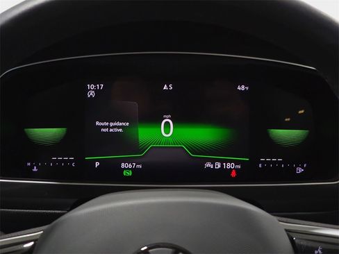 Used 2024 Volkswagen Tiguan SE R-Line image 19