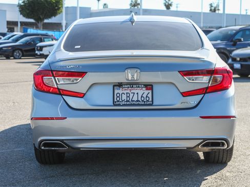 Used 2018 Honda Accord Sport image 8