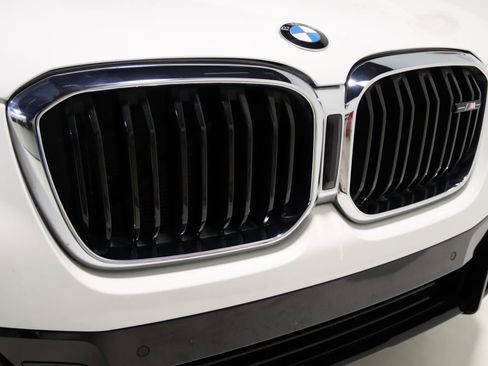 Used 2023 BMW X3 M40i w/ Premium Package image 27