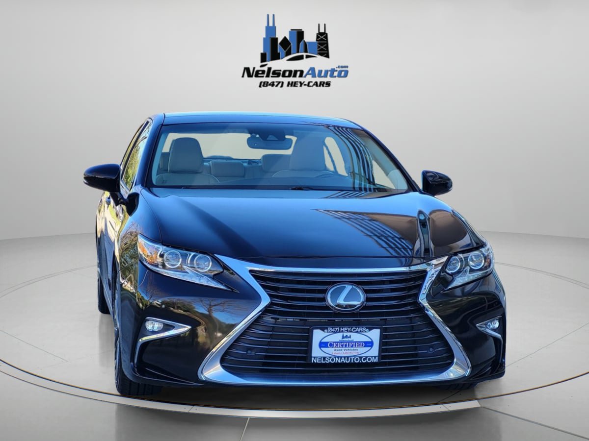 Used 2017 Lexus ES 350 FWD image 2