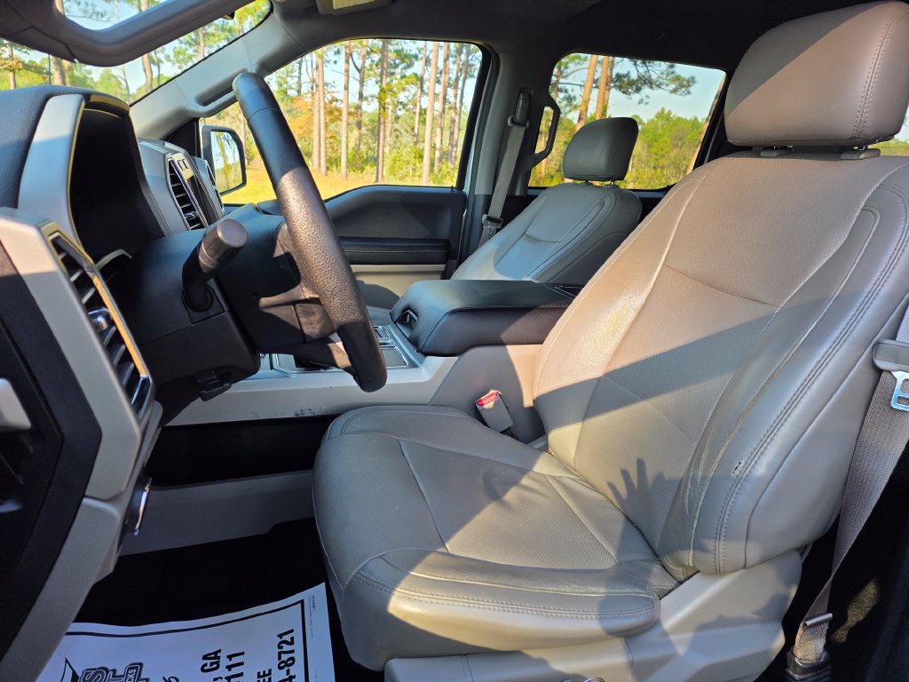 Used 2016 Ford F150 Lariat w/ Equipment Group 501A Mid RWD image 15