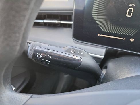 Used 2025 Kia K5 LXS FWD image 19