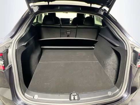 Used 2024 Tesla Model Y Long Range image 29