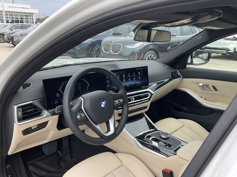 Used 2024 BMW 330i Sedan w/ Convenience Package RWD image 9