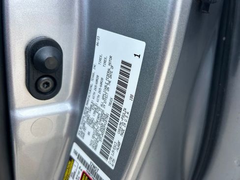 Used 2023 Toyota Tundra Limited AWD/4WD image 10