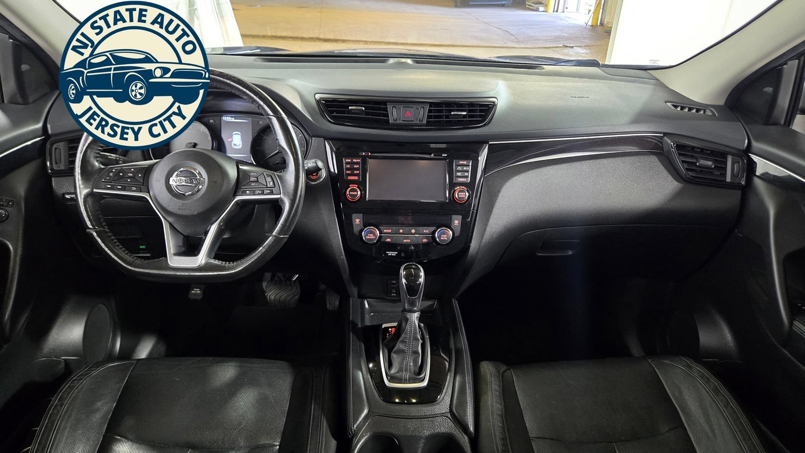 Used 2018 Nissan Rogue Sport SL AWD/4WD image 26