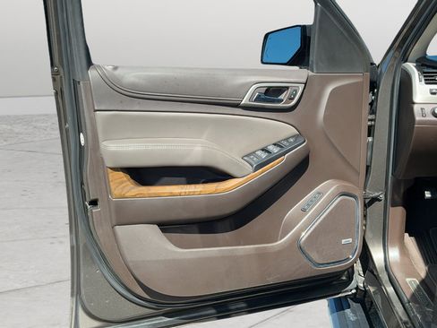 Used 2019 GMC Yukon XL Denali w/ Denali Ultimate Package RWD image 18