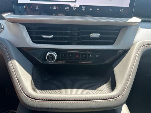 New 2026 Ford Explorer Active w/ Active Comfort Package AWD/4WD image 25