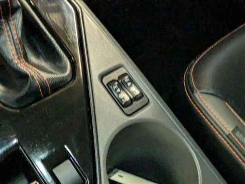 Used 2024 Subaru Crosstrek 2.5i Limited w/ Popular Package #3 image 17