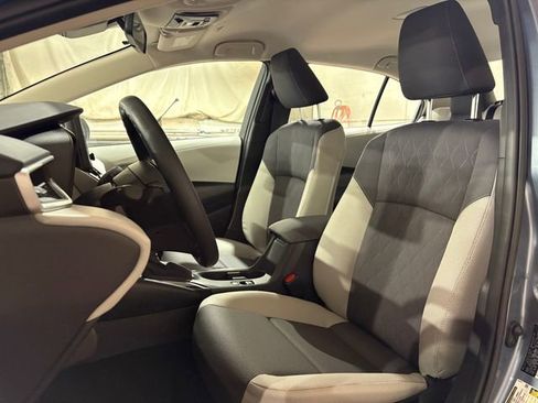 Used 2026 Toyota Corolla LE image 15