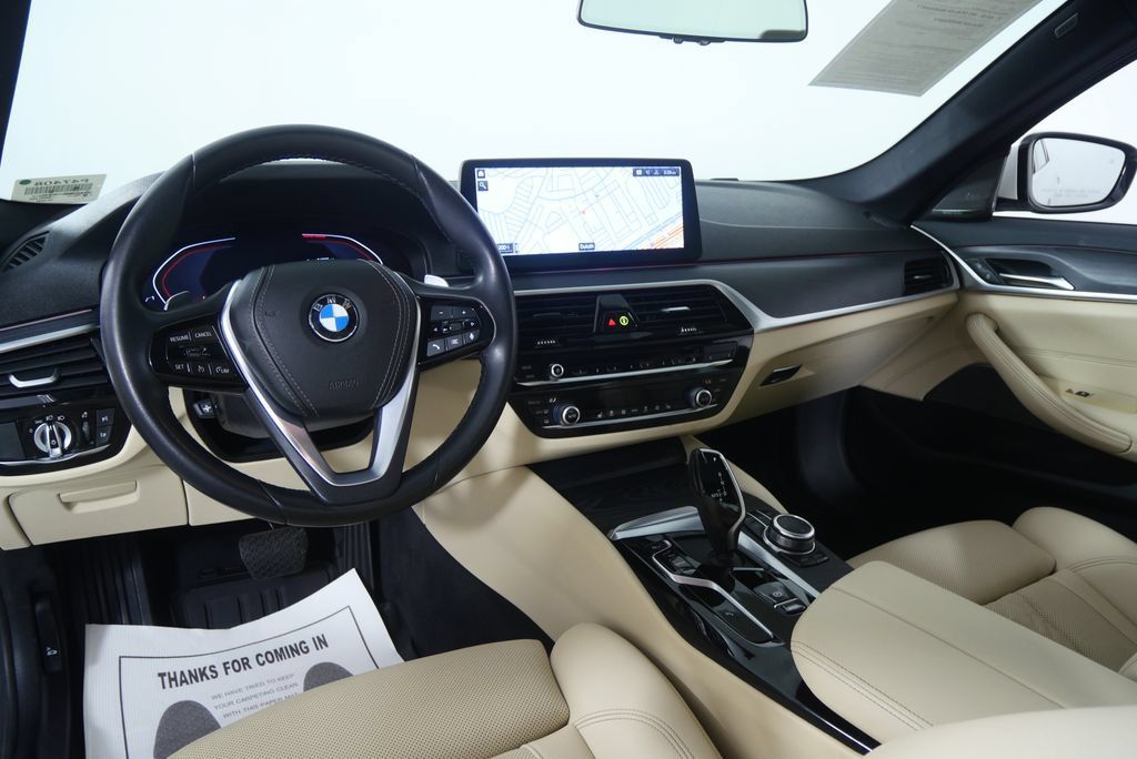 Used 2022 BMW 530i RWD image 17