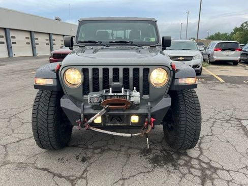 Used 2020 Jeep Gladiator Rubicon w/ Cold Weather Group AWD/4WD image 6