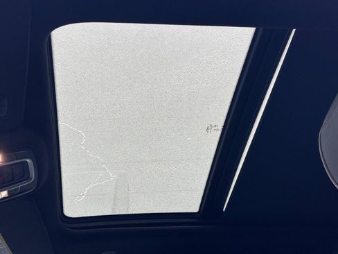 Used 2023 RAM 1500 Limited w/ Body Color Bumper Group image 31