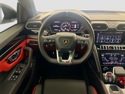 Used 2024 Lamborghini Urus S image 24