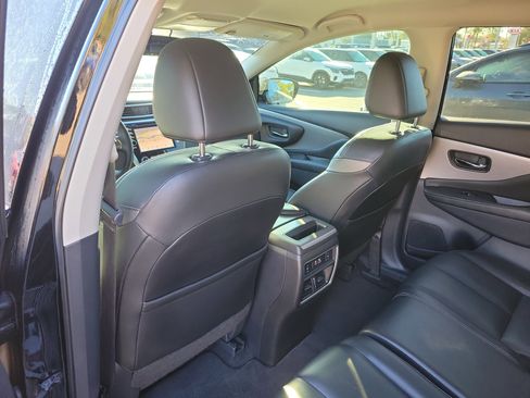 Used 2019 Nissan Murano SL image 17