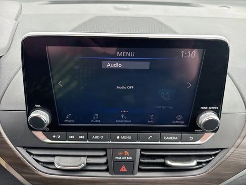 Used 2024 Nissan Altima 2.5 SV image 21