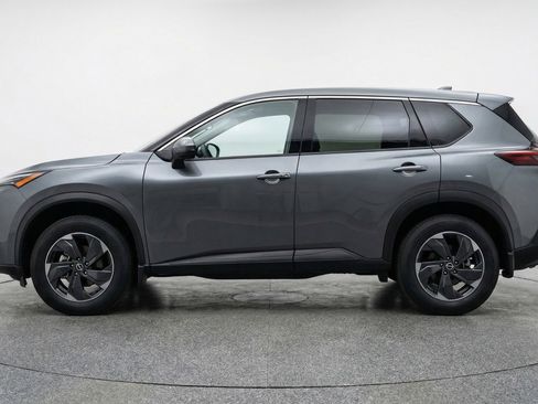 Used 2025 Nissan Rogue SV AWD/4WD image 5