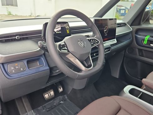 New 2025 Volkswagen ID. Buzz Pro S Plus image 10