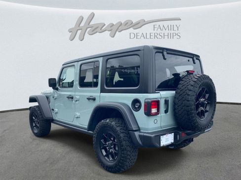 Used 2024 Jeep Wrangler Unlimited Sport AWD/4WD image 6