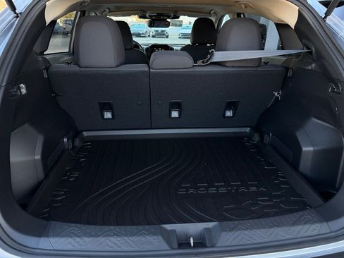 Used 2025 Subaru Crosstrek 2.0i Premium image 30