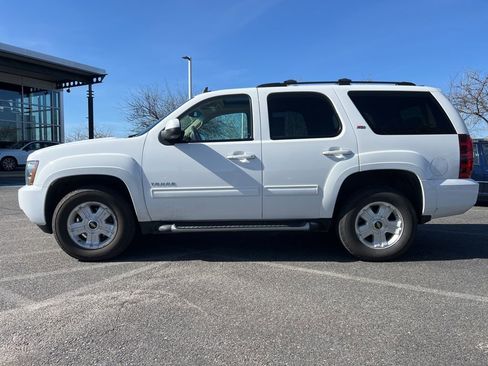 Used 2014 Chevrolet Tahoe LT w/ Suspension Package, Off-Road image 6