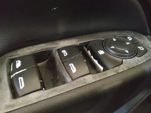Used 2022 Chevrolet Equinox LT FWD image 27
