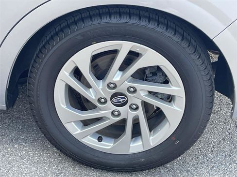 Certified 2024 Subaru Impreza 2.0i AWD/4WD image 11