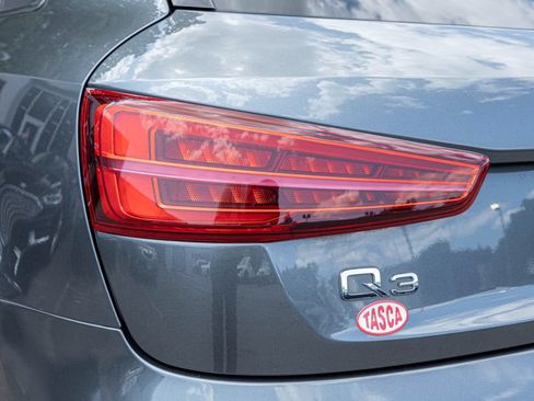 Used 2018 Audi Q3 2.0T Premium w/ Convenience Package AWD/4WD image 8