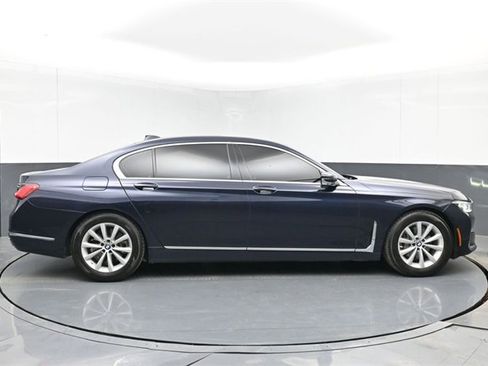 Used 2020 BMW 740i xDrive 740i xDrive w/ Cold Weather Package image 15