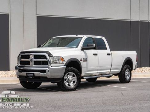 Used 2015 RAM 3500 SLT AWD/4WD image 1