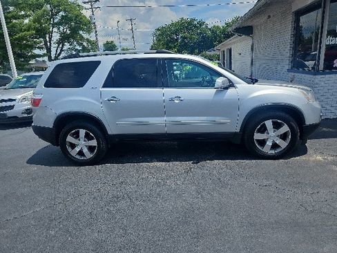 Used 2012 GMC Acadia SLT FWD image 2