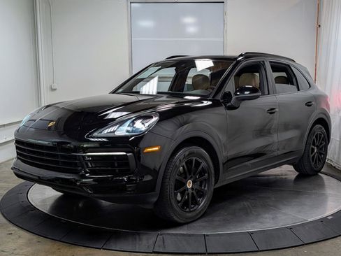 Used 2019 Porsche Cayenne AWD/4WD image 4