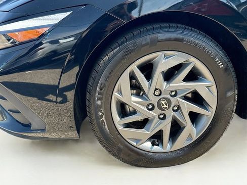 Used 2024 Hyundai Elantra SEL image 29