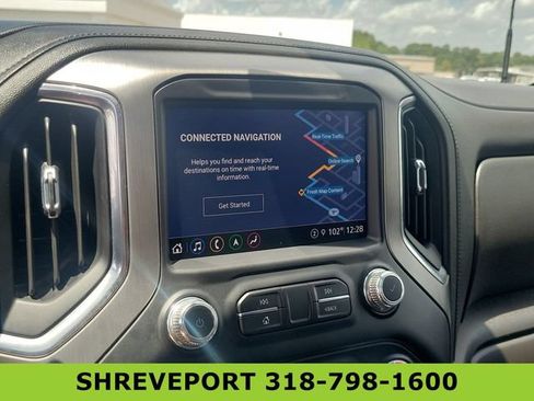 Certified 2022 GMC Sierra 2500 Denali w/ Denali Black Diamond Edition AWD/4WD image 14
