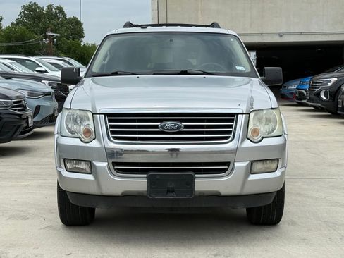 Used 2010 Ford Explorer XLT RWD image 7