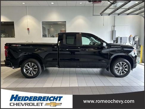 Used 2023 Chevrolet Silverado 1500 RST w/ Protection Package AWD/4WD image 2
