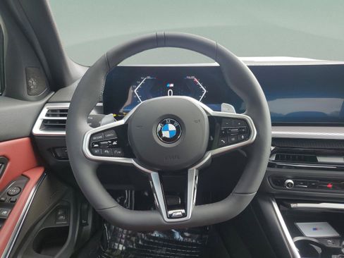 Used 2025 BMW 330i Sedan w/ M Sport Package image 13