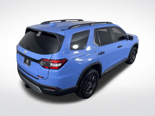 Used 2025 Honda Pilot TrailSport image 41