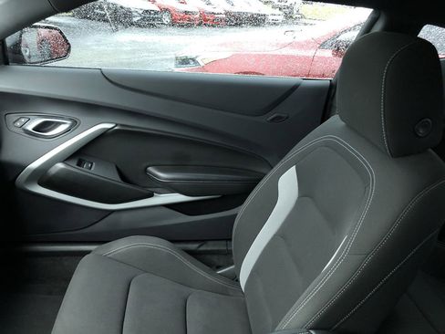 Used 2023 Chevrolet Camaro LT image 21