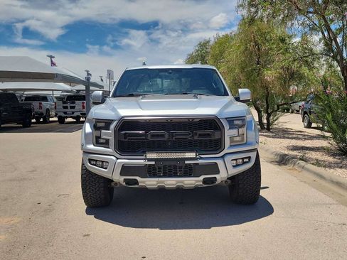 Used 2019 Ford F150 Raptor w/ Equipment Group 802A Luxury AWD/4WD image 3