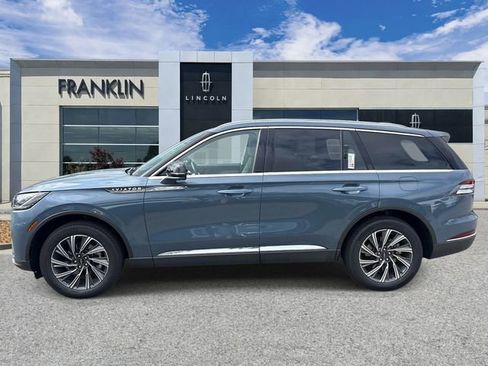 New 2026 Lincoln Aviator AWD image 4