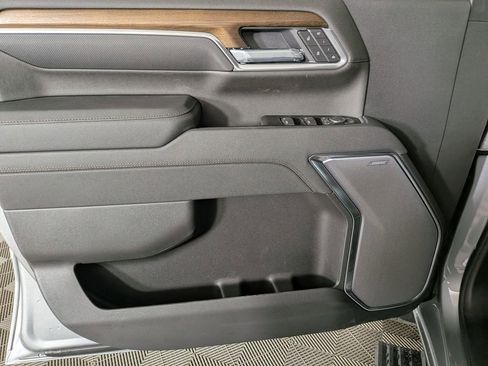 New 2026 Chevrolet Silverado 2500 High Country w/ High Country Premium Package AWD/4WD image 14