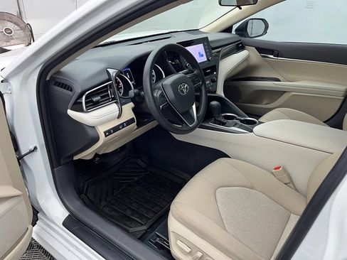 Used 2023 Toyota Camry LE FWD image 18